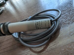 Used Omron E3F2-3LZ Photo Electric Switch